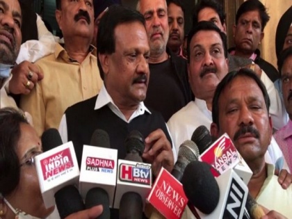 Kangana Ranaut should be called 'mahan nrityangana', says MP Cong leader | Kangana Ranaut should be called 'mahan nrityangana', says MP Cong leader