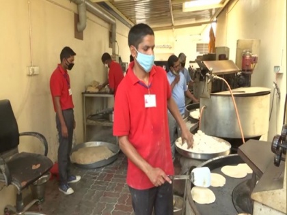Reformed vagabonds cook food for COVID-19 affected in Jaipur | Reformed vagabonds cook food for COVID-19 affected in Jaipur