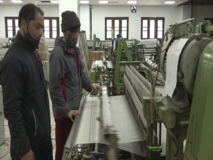 J-K administration upgrades silk factory in Srinagar with latest machinery | J-K administration upgrades silk factory in Srinagar with latest machinery