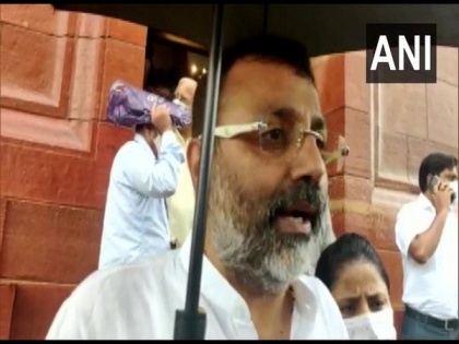 BJP MP Nishikant Dubey moves privilege motion against Tharoor, demands his removal as IT panel chairman | BJP MP Nishikant Dubey moves privilege motion against Tharoor, demands his removal as IT panel chairman