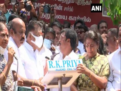 AIADMK workers protest in Chennai against hike in property tax by TN govt | AIADMK workers protest in Chennai against hike in property tax by TN govt