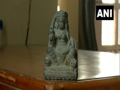 1,300-year-old sculpture of goddess Durga found in J-K's Budgam | 1,300-year-old sculpture of goddess Durga found in J-K's Budgam