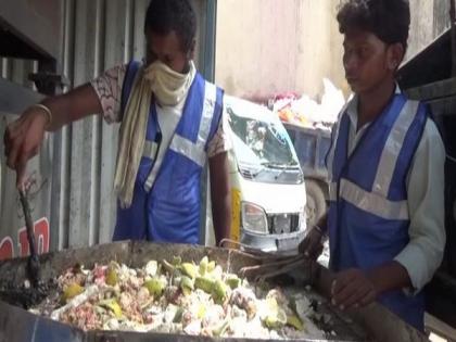 Gaya civic body makes manure from 'pinds' offered by devotees | Gaya civic body makes manure from 'pinds' offered by devotees Gaya civic body makes manure from 'pinds' offered by devotees | Gaya civic body makes manure from 'pinds' offered by devotees
