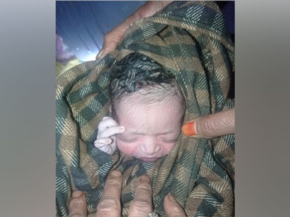 Baby girl born in Army vehicle amid poor visibility, snow conditions in J-K | Baby girl born in Army vehicle amid poor visibility, snow conditions in J-K