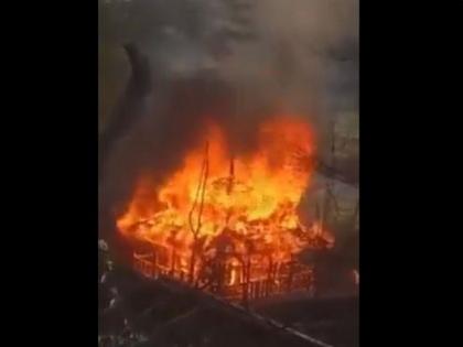 Fire breaks out at sufi shrine in J-K's Uri | Fire breaks out at sufi shrine in J-K's Uri