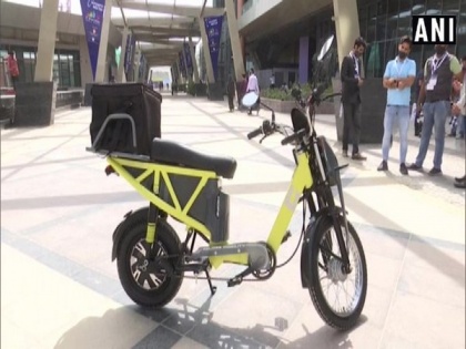 Start-up in Delhi develops e-scooter with mileage of 20 paise per km | Start-up in Delhi develops e-scooter with mileage of 20 paise per km