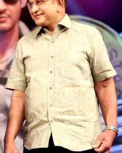 Krishna's death plunges Tollywood into gloom | Krishna's death plunges Tollywood into gloom Krishna's death plunges Tollywood into gloom | Krishna's death plunges Tollywood into gloom