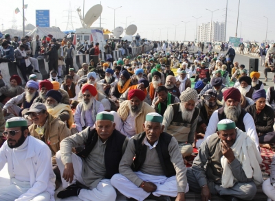 Cong flays govt for 'apathy' towards protesting farmers | Cong flays govt for 'apathy' towards protesting farmers