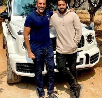 Fans impressed with Jr NTR's post-RRR look | Fans impressed with Jr NTR's post-RRR look Fans impressed with Jr NTR's post-RRR look | Fans impressed with Jr NTR's post-RRR look