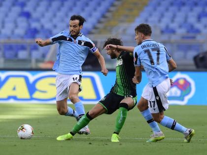 Locatelli's deflected strike decisive in Juve's win over 10-man Milan | Locatelli's deflected strike decisive in Juve's win over 10-man Milan Locatelli's deflected strike decisive in Juve's win over 10-man Milan | Locatelli's deflected strike decisive in Juve's win over 10-man Milan