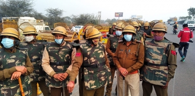 Farmers threats to block expressway, toll plaza fail in Gurugram | Farmers threats to block expressway, toll plaza fail in Gurugram