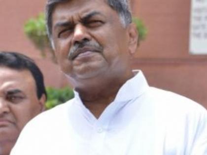 K’taka Cong leader Hariprasad raises banner of revolt, challenges CM Siddaramaiah | K’taka Cong leader Hariprasad raises banner of revolt, challenges CM Siddaramaiah K’taka Cong leader Hariprasad raises banner of revolt, challenges CM Siddaramaiah | K’taka Cong leader Hariprasad raises banner of revolt, challenges CM Siddaramaiah