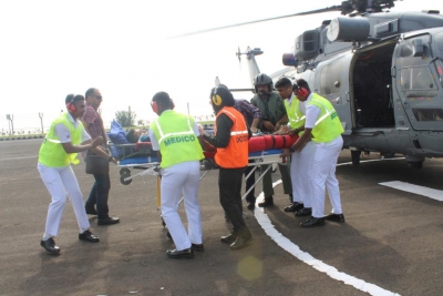 Iranian navy officer suffers heart attack, evacuated by Indian Navy | Iranian navy officer suffers heart attack, evacuated by Indian Navy Iranian navy officer suffers heart attack, evacuated by Indian Navy | Iranian navy officer suffers heart attack, evacuated by Indian Navy