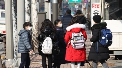 Schools in Seoul area to resume remote learning | Schools in Seoul area to resume remote learning