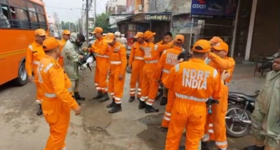 Nine killed in Ludhiana gas leak; NDRF reach site | Nine killed in Ludhiana gas leak; NDRF reach site