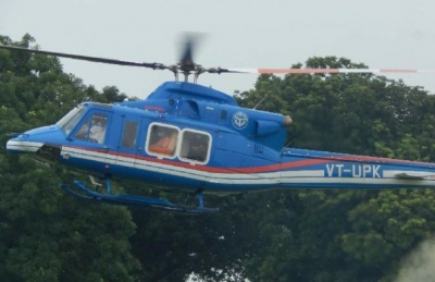 Yogi's chopper makes emergency landing in Varanasi | Yogi's chopper makes emergency landing in Varanasi