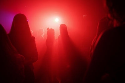 100 youths detained as Thane cops bust pre-New Year Eve rave party | 100 youths detained as Thane cops bust pre-New Year Eve rave party