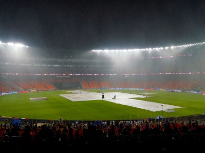 Unseasonal rain, hailstorm in Ahmedabad; IPL final match delayed | Unseasonal rain, hailstorm in Ahmedabad; IPL final match delayed