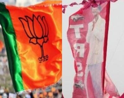 TRS looks to turn 'freebies' debate into poll issue against BJP | TRS looks to turn 'freebies' debate into poll issue against BJP