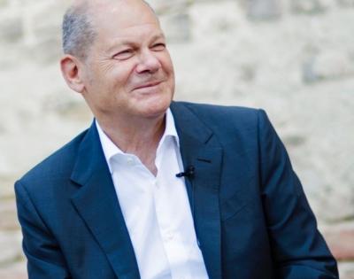 Scholz to give speech on EU's 'turning point' during Prague trip | Scholz to give speech on EU's 'turning point' during Prague trip