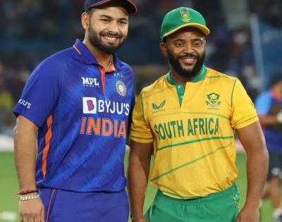 3rd T20I: South Africa win toss, opt to bowl against India | 3rd T20I: South Africa win toss, opt to bowl against India