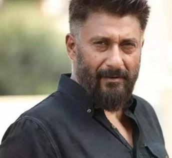 Vivek Agnihotri in Bhopal, evades question on 'homosexual' remark | Vivek Agnihotri in Bhopal, evades question on 'homosexual' remark