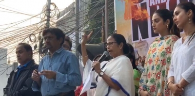 CAA: Mamata slams Modi for 'dress' comment | CAA: Mamata slams Modi for 'dress' comment CAA: Mamata slams Modi for 'dress' comment | CAA: Mamata slams Modi for 'dress' comment