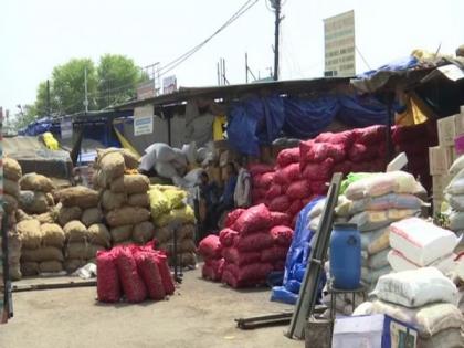 Jammu traders facing losses due to lockdown seek relief package from govt | Jammu traders facing losses due to lockdown seek relief package from govt