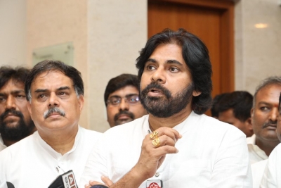 Pawan Kalyan meets PM Modi, hopeful of 'good days' for Andhra | Pawan Kalyan meets PM Modi, hopeful of 'good days' for Andhra Pawan Kalyan meets PM Modi, hopeful of 'good days' for Andhra | Pawan Kalyan meets PM Modi, hopeful of 'good days' for Andhra