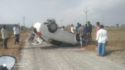 Five dead in Bengal road accident | Five dead in Bengal road accident Five dead in Bengal road accident | Five dead in Bengal road accident