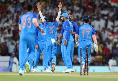 2nd T20I: Rohit leads from the front as India beat Australia, square series 1-1 | 2nd T20I: Rohit leads from the front as India beat Australia, square series 1-1