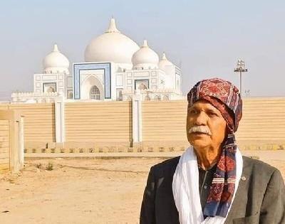 Renowned poet refuses Pakistan's highest literary award | Renowned poet refuses Pakistan's highest literary award Renowned poet refuses Pakistan's highest literary award | Renowned poet refuses Pakistan's highest literary award