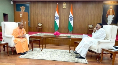 Yogi meets Vice President Naidu | Yogi meets Vice President Naidu