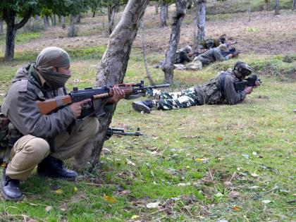 2 infiltrators killed in J&K Macchal sector, arms and ammunition recovered | 2 infiltrators killed in J&K Macchal sector, arms and ammunition recovered