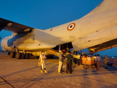 IAF lifts personnel, 3,500 kg of medical equipment from Chennai to Bhubaneshwar | IAF lifts personnel, 3,500 kg of medical equipment from Chennai to Bhubaneshwar