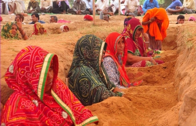 Rajasthan farmers protest against land acquisition | Rajasthan farmers protest against land acquisition Rajasthan farmers protest against land acquisition | Rajasthan farmers protest against land acquisition