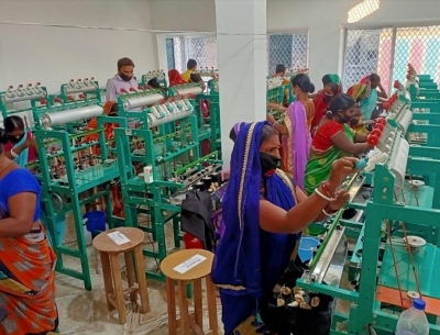 As Jharkhand's tussar spins its web globally, watch out for 'ahimsa silk' | As Jharkhand's tussar spins its web globally, watch out for 'ahimsa silk' As Jharkhand's tussar spins its web globally, watch out for 'ahimsa silk' | As Jharkhand's tussar spins its web globally, watch out for 'ahimsa silk'