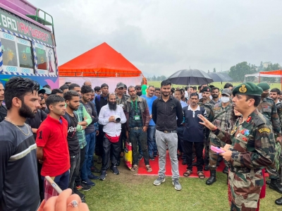 100 feet high mast national flag unfurled at Kishtwar in J&K | 100 feet high mast national flag unfurled at Kishtwar in J&K 100 feet high mast national flag unfurled at Kishtwar in J&K | 100 feet high mast national flag unfurled at Kishtwar in J&K