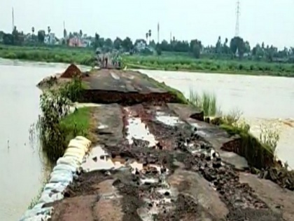 WB: Heavy rains cause bridge collapse in Bardhaman district | WB: Heavy rains cause bridge collapse in Bardhaman district