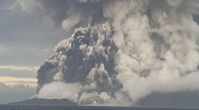 Volcano erupts in Russia's Far East, posing threat to aviation | Volcano erupts in Russia's Far East, posing threat to aviation