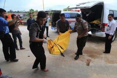 6 people dead in ship capsize off Bali waters | 6 people dead in ship capsize off Bali waters
