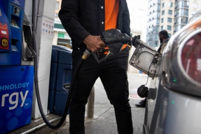 US national average fuel price hits new record high | US national average fuel price hits new record high