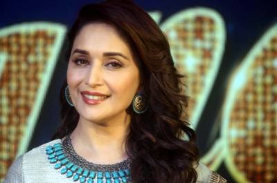 Madhuri teams up with ace choreographers to offer free dance classes online | Madhuri teams up with ace choreographers to offer free dance classes online