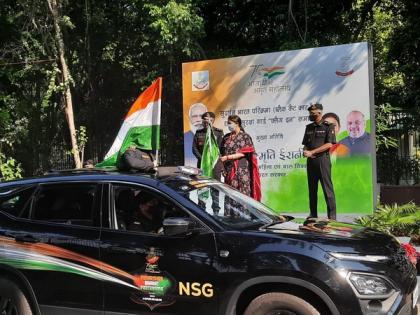 Smriti Irani flags in NSG's Pan-India 'Sudarshan Bharat Parikrama' car rally | Smriti Irani flags in NSG's Pan-India 'Sudarshan Bharat Parikrama' car rally