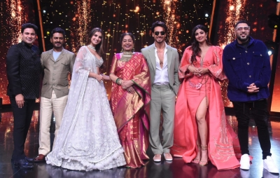Tiger Shroff gifts his studio to Warrior Squad of 'India's Got Talent' | Tiger Shroff gifts his studio to Warrior Squad of 'India's Got Talent' Tiger Shroff gifts his studio to Warrior Squad of 'India's Got Talent' | Tiger Shroff gifts his studio to Warrior Squad of 'India's Got Talent'