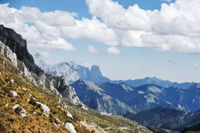 New study reveals accelerated warming trend on Tibetan Plateau | New study reveals accelerated warming trend on Tibetan Plateau New study reveals accelerated warming trend on Tibetan Plateau | New study reveals accelerated warming trend on Tibetan Plateau