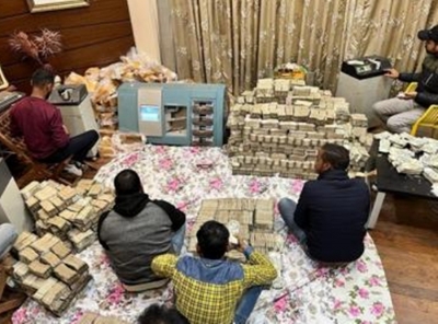 Raids at industrialist Piyush Jain's premises in Kanpur concludes | Raids at industrialist Piyush Jain's premises in Kanpur concludes Raids at industrialist Piyush Jain's premises in Kanpur concludes | Raids at industrialist Piyush Jain's premises in Kanpur concludes