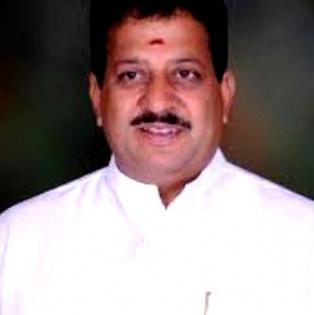 If not my son, give LS ticket to me, says K’taka BJP MLA Vishwanath | If not my son, give LS ticket to me, says K’taka BJP MLA Vishwanath If not my son, give LS ticket to me, says K’taka BJP MLA Vishwanath | If not my son, give LS ticket to me, says K’taka BJP MLA Vishwanath