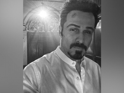 Emraan Hashmi shares intriguing glimpse from night shoot | Emraan Hashmi shares intriguing glimpse from night shoot