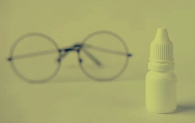 US approves eye drops that could replace reading glasses | US approves eye drops that could replace reading glasses